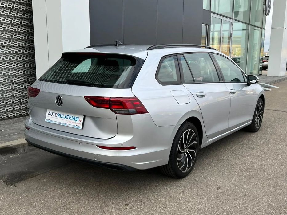 VOLKSWAGEN Golf 2021 — imagine 4