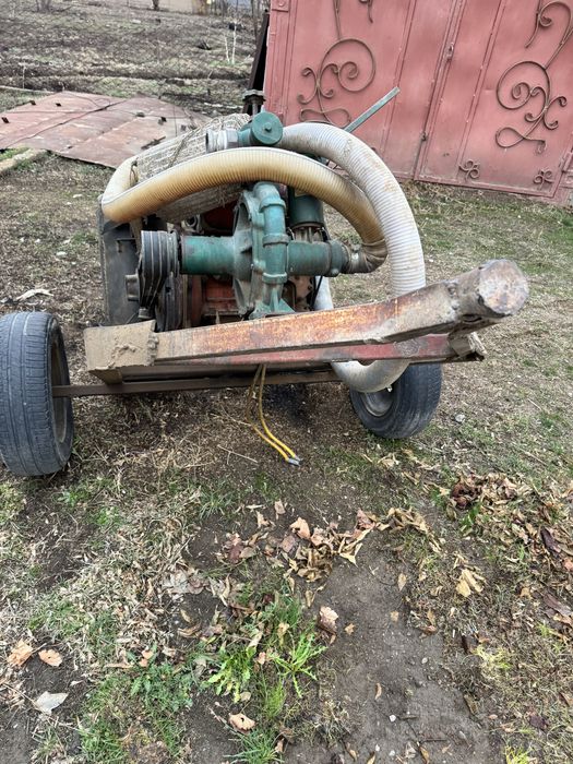 Мотопомпа . Дизельная двигатель