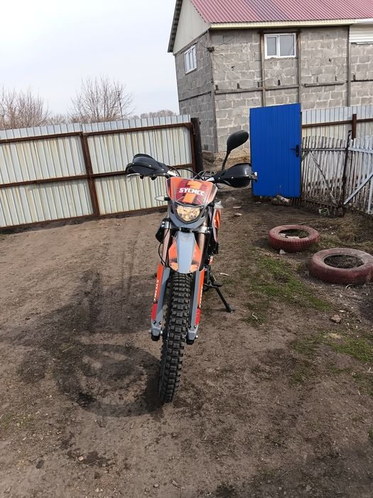 Продам мотоцикл эндуро