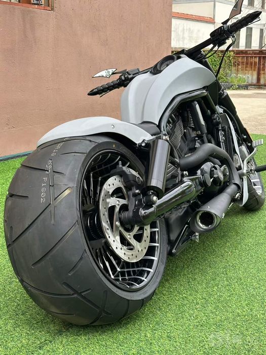 Harley-davidson v-rod tuning sotiladi