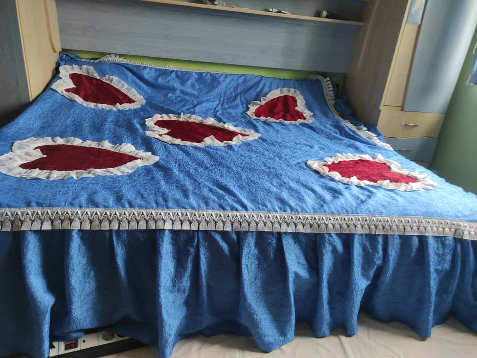 Învelitoare pat de dimensiuni mari, 2,65 cm/2,35 cm.
