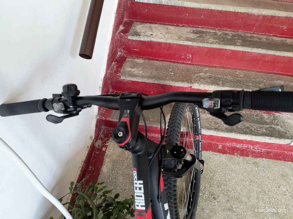 Bicicleta MTB B-twin Rockrider 520S