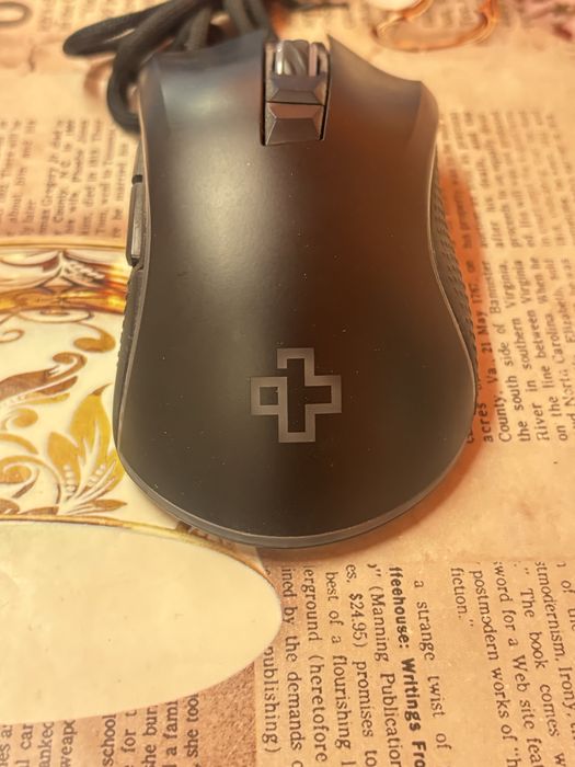 Mouse gaming qwerty cu fir