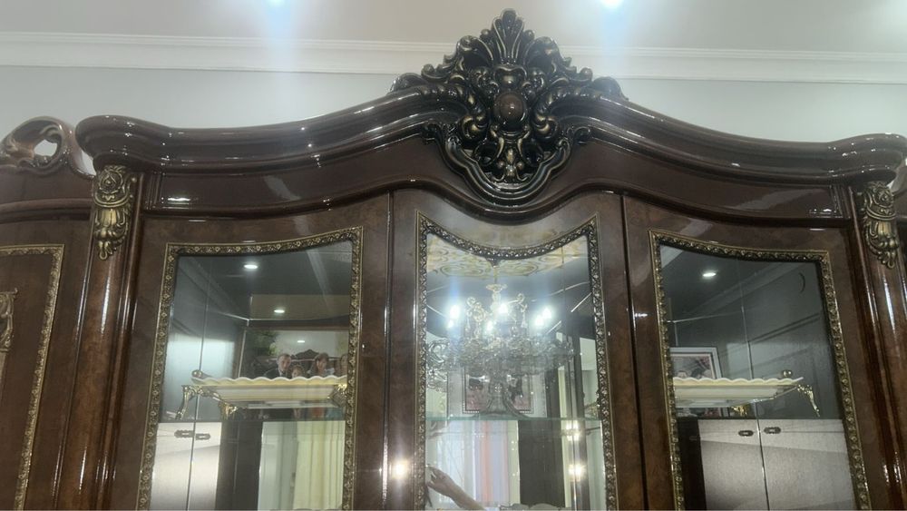 Мебель сервант хорошего качества