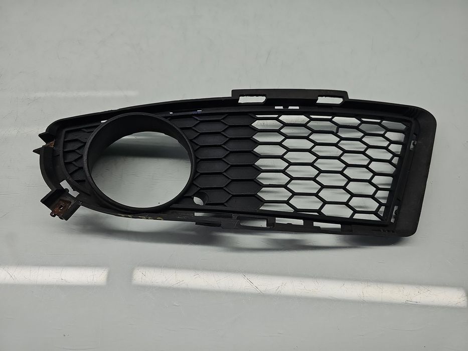 Grila proiector stanga Bmw 3 (E90) [Fabr 2005-2011] Sedan Facelift, Pa