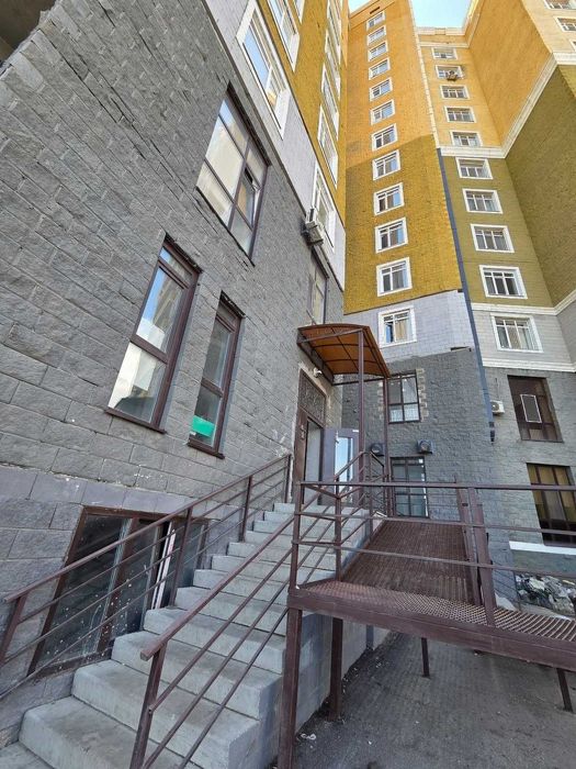 Продам квартиру на 11- микрорайне