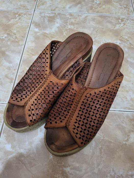 Продаётся обувь кожаные