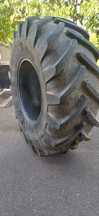 Гума за комбайна 650/75R32