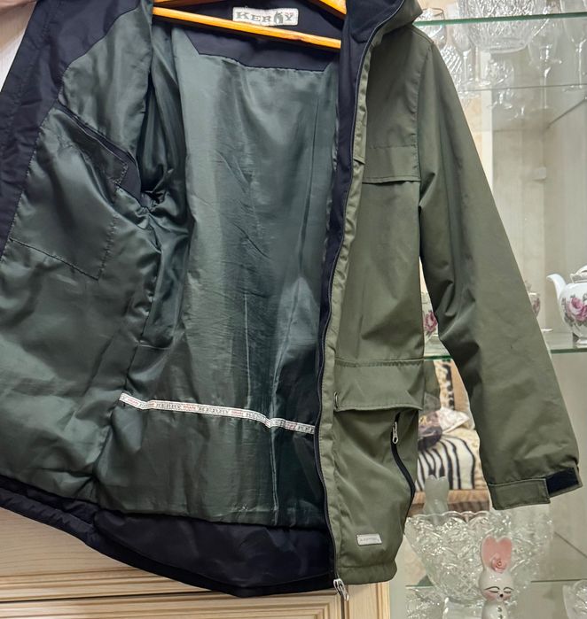 Демисезонная куртка для мальчика на рост 152 см