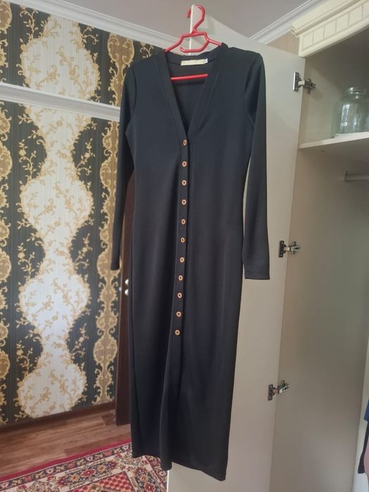 Продам очень красивое платье размер S