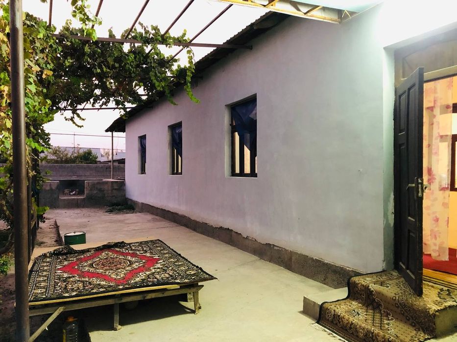 Assalomu aleykum! Toshkent Maxalada 6 sotixli xovlili uy sotiladi