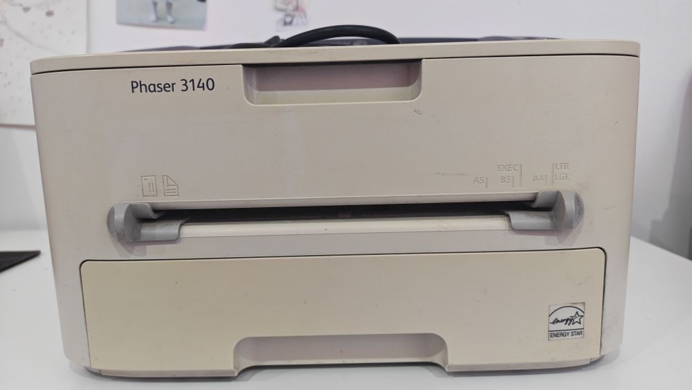 Продам принтер Xerox Phaser 3140