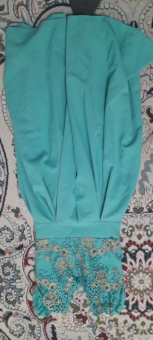 Продаются вещи подростковые