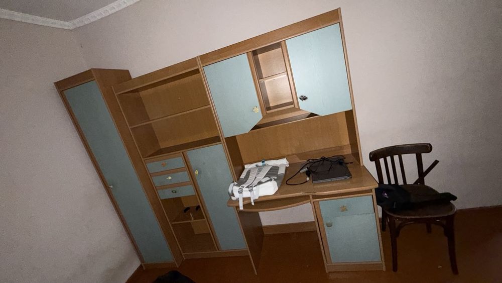 Продам срочно стенку