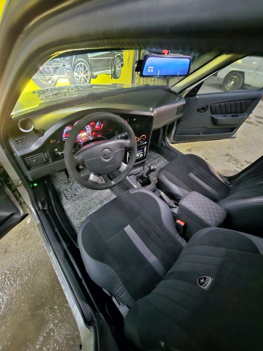 Нексия 2 сотилади