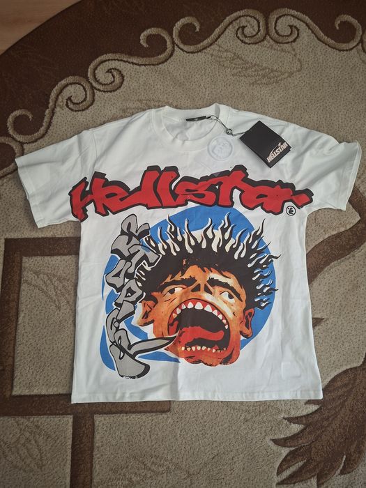 Tricou nou hellstar