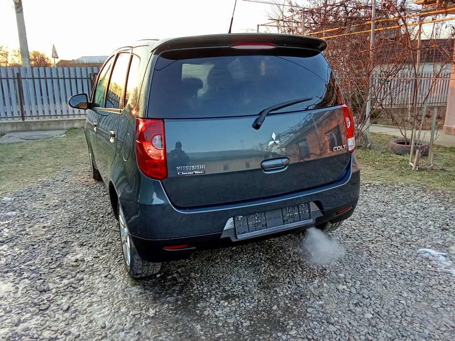 Mitsubishi Colt 2009, benzina!
