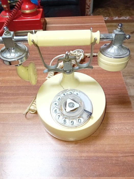 Телефон мраморен, .Телефон домашен ретро
