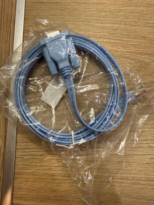 Console cable - CISCO Systems