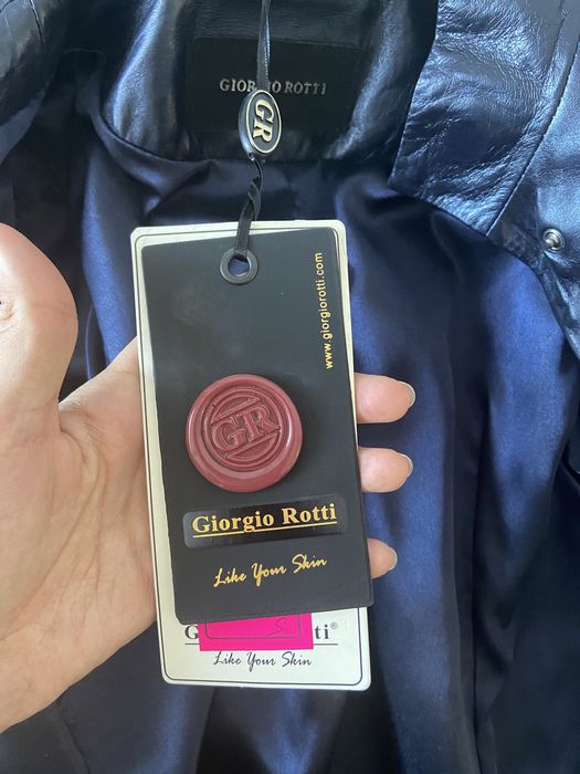 Продам кожанный плащ