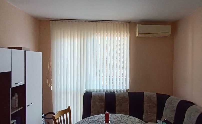 Изработка и монтаж на вътрешни щори по поръчкa.