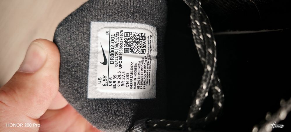 Маратонки   Nike