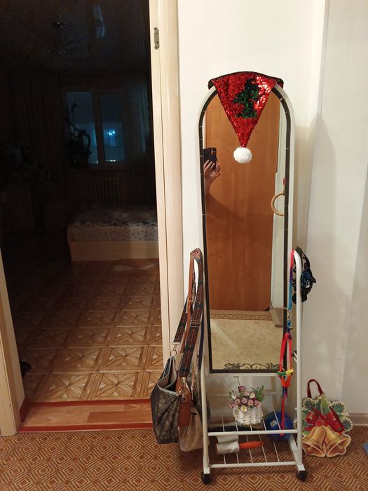 Напольное зеркало.белое.