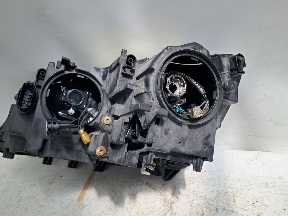 Фар Seat Alhambra 2014/2019г