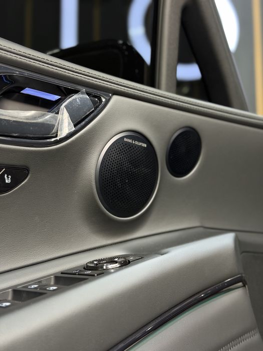 Genesis GV80 (Full option) night series