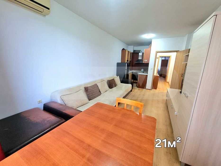 Продава се Тристаен апартамент в Варна, Галата - 88 кв.м за 1875 €/кв.м - Снимка #1