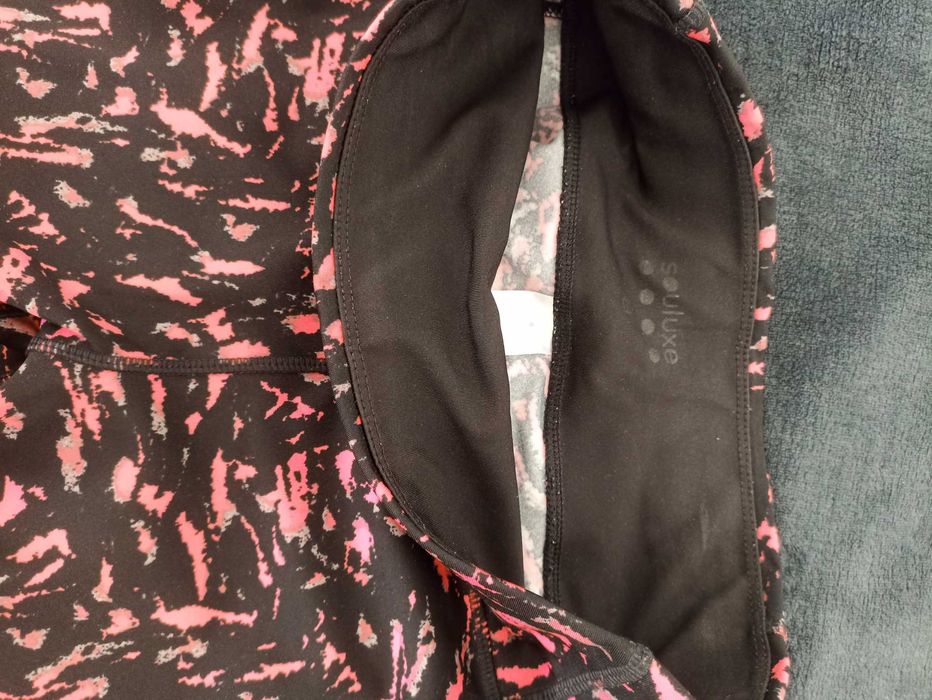 Дамски клин с прекрасна шарка