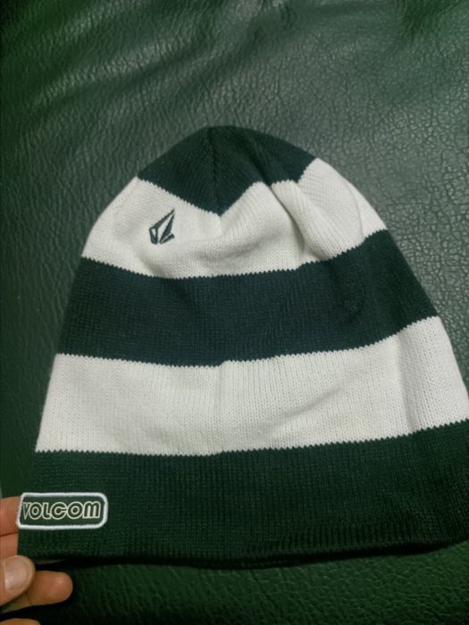 3) зимна шапка adidas ски сноуборд volcom oneil