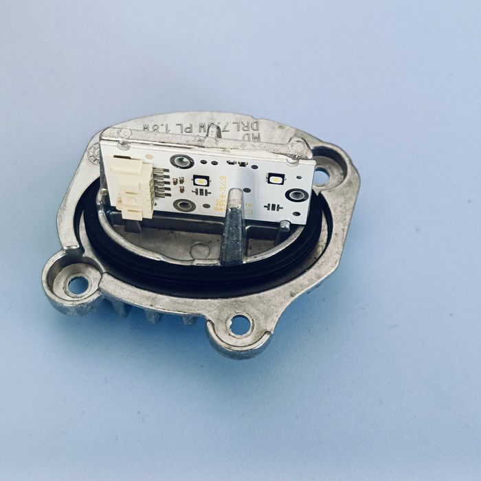 Баласт модул дневни светлини Angel Eyes BMW F22 F23 LCI