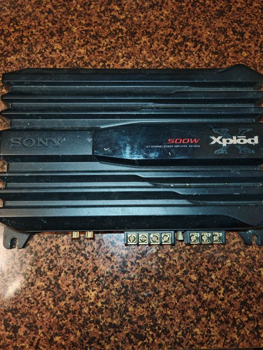 Субуфер Alpine,CD радио Sony,Усилвател Sony,4бр тонколони Alpine, кабе