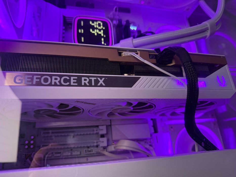 Gaming PC – Ryzen 9 9950X3D / RTX 5080 / 32GB DDR5 / 2TB SSD