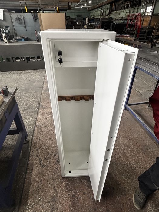 Сейф металлический от произволителя