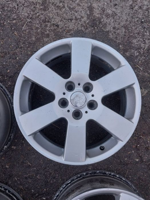 Диски R17 оригинал. Разболтовка 5×114.3