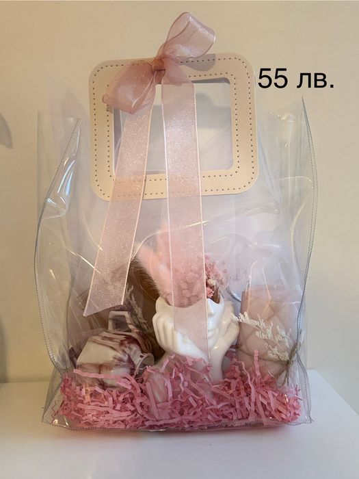 Подарък за 8- ми март- красива чантичка!