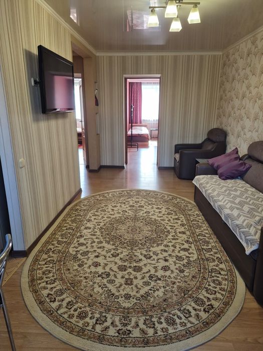 Сдам 3 ком.кв центр