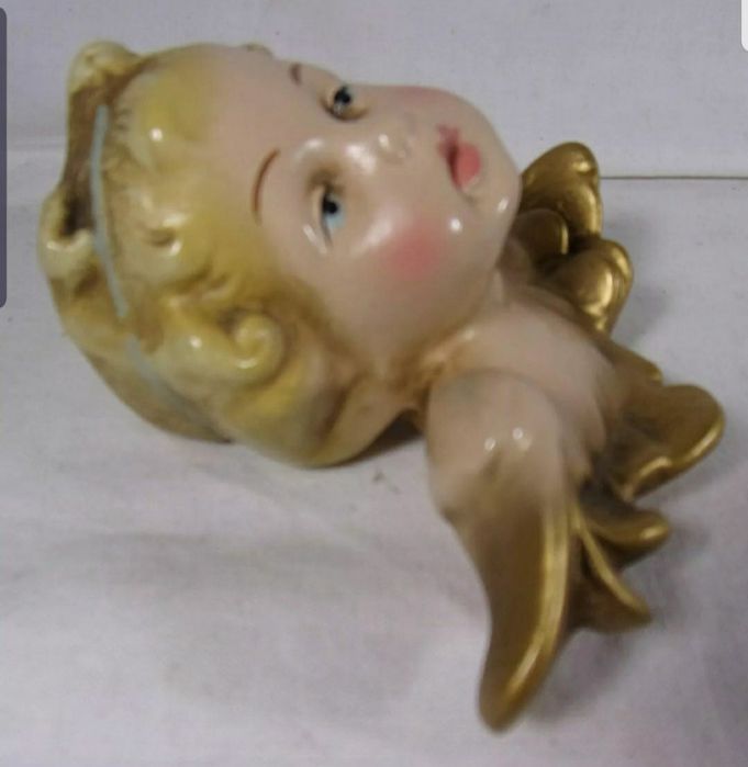 Порцеланов ангел Германия 1920 година.