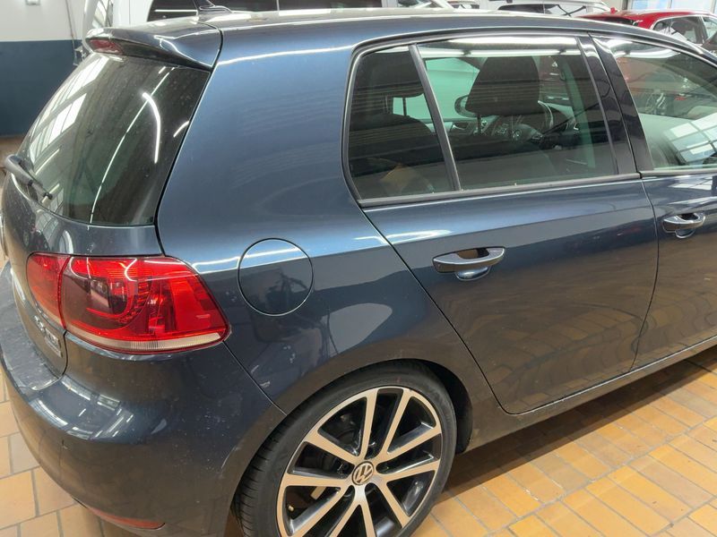 Volkswagen Golf VI 2.0 TDI Highline 4Motion 2011