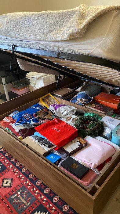 Спальная гарнитура.