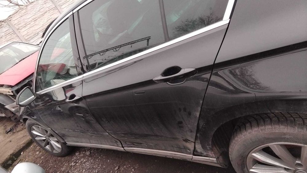 Dezmembrez Volkswagen Passat B8 an 2015