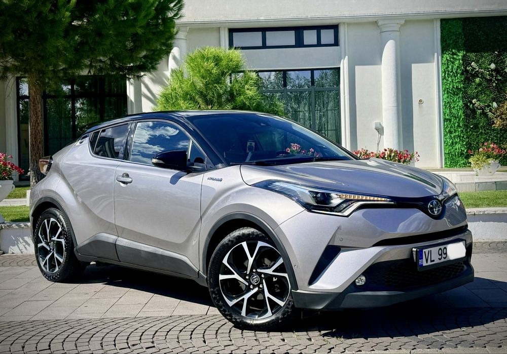 Toyota CHR 1.8 Hybrid Lounge Webasto ! Proprietar !