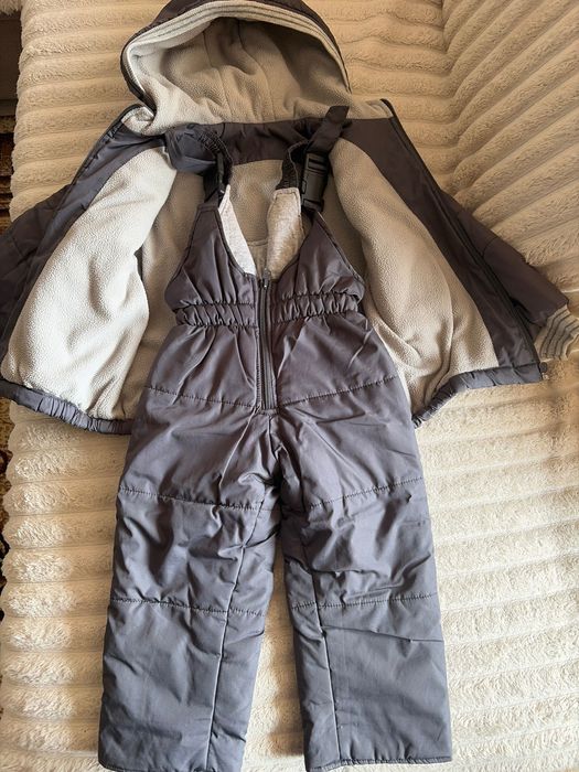 Бебешки комплект яке+ гащеризон