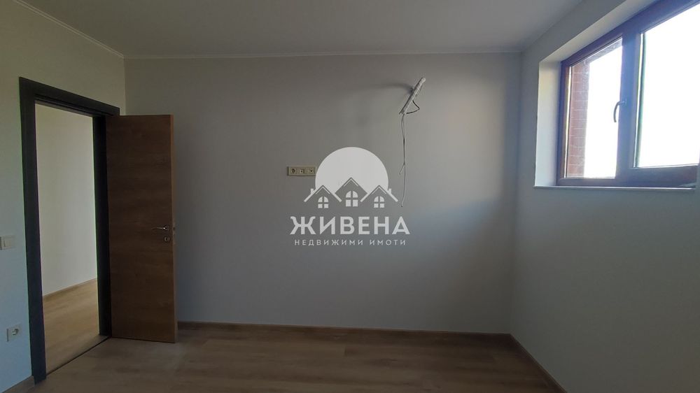 Продавам партерен 2-стаен апартамент, Виница, До ключ, гледка море