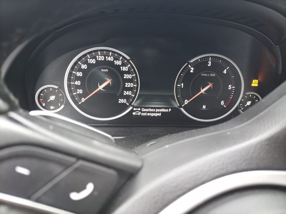 BMW X5 F15  xDrive 4.0d Steptronic  MOTOR DEFECT