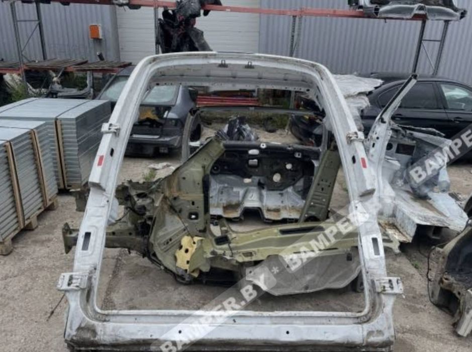 Задняя часть w907 Мерседес Спринтер