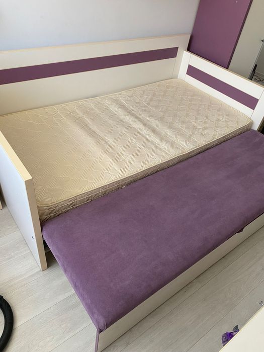 De vânzare pat si birou