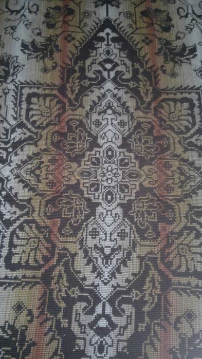 Ретро български килим